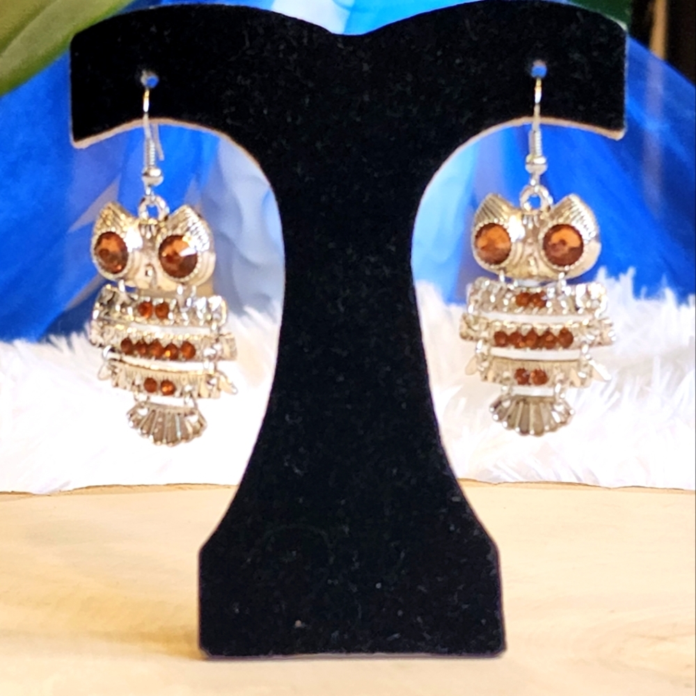 BW Collection Women's Earrings/ Shape of an 🦉 Owl/ NWT